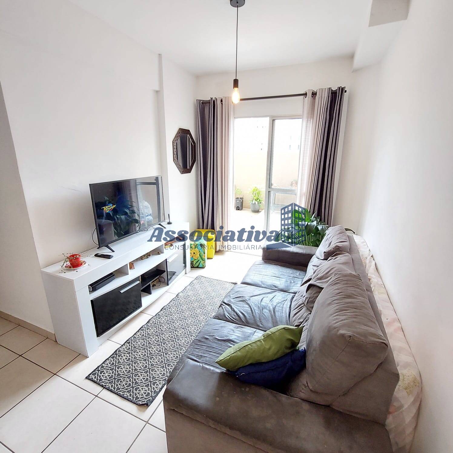 Apartamento à venda com 2 quartos, 62m² - Foto 4