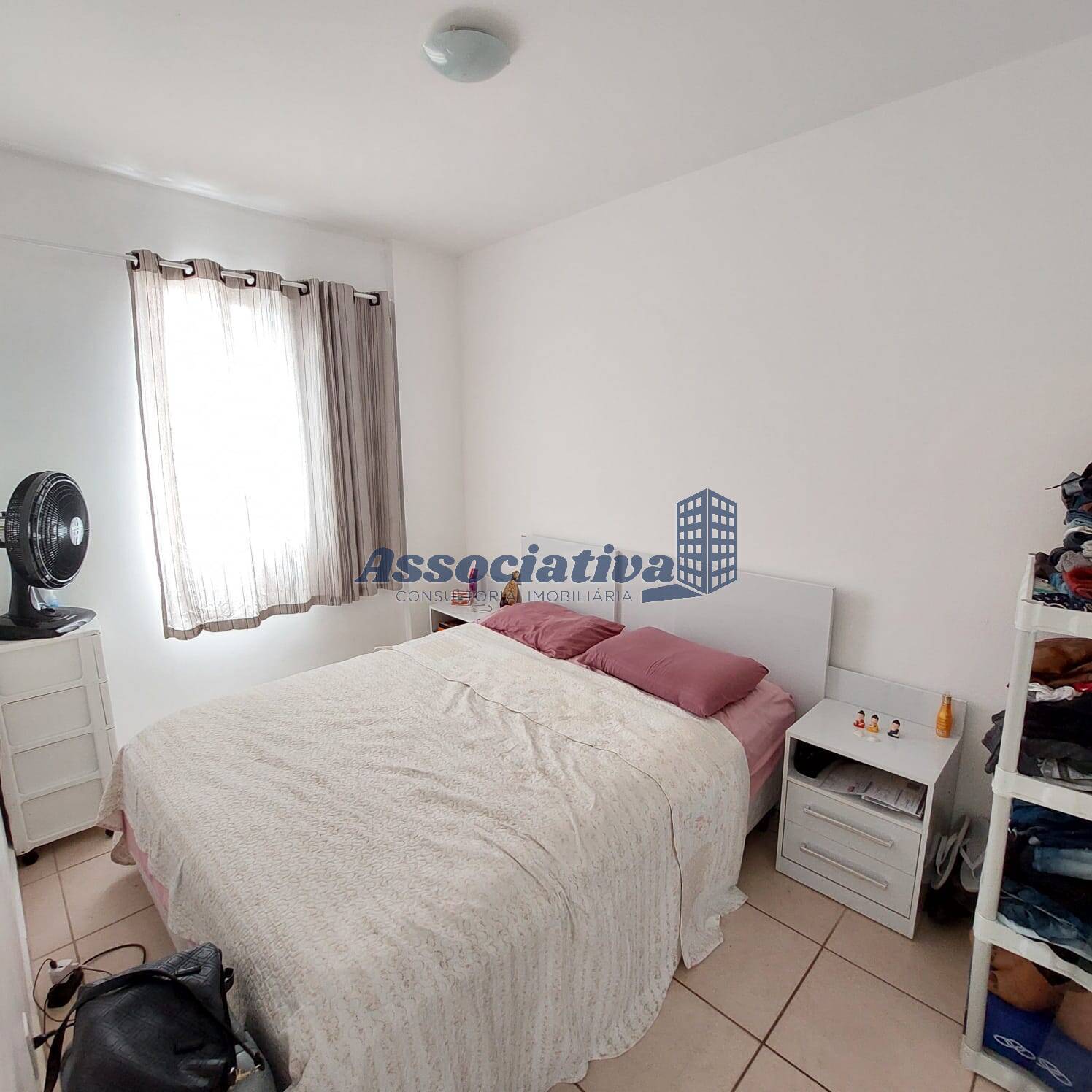 Apartamento à venda com 2 quartos, 62m² - Foto 14