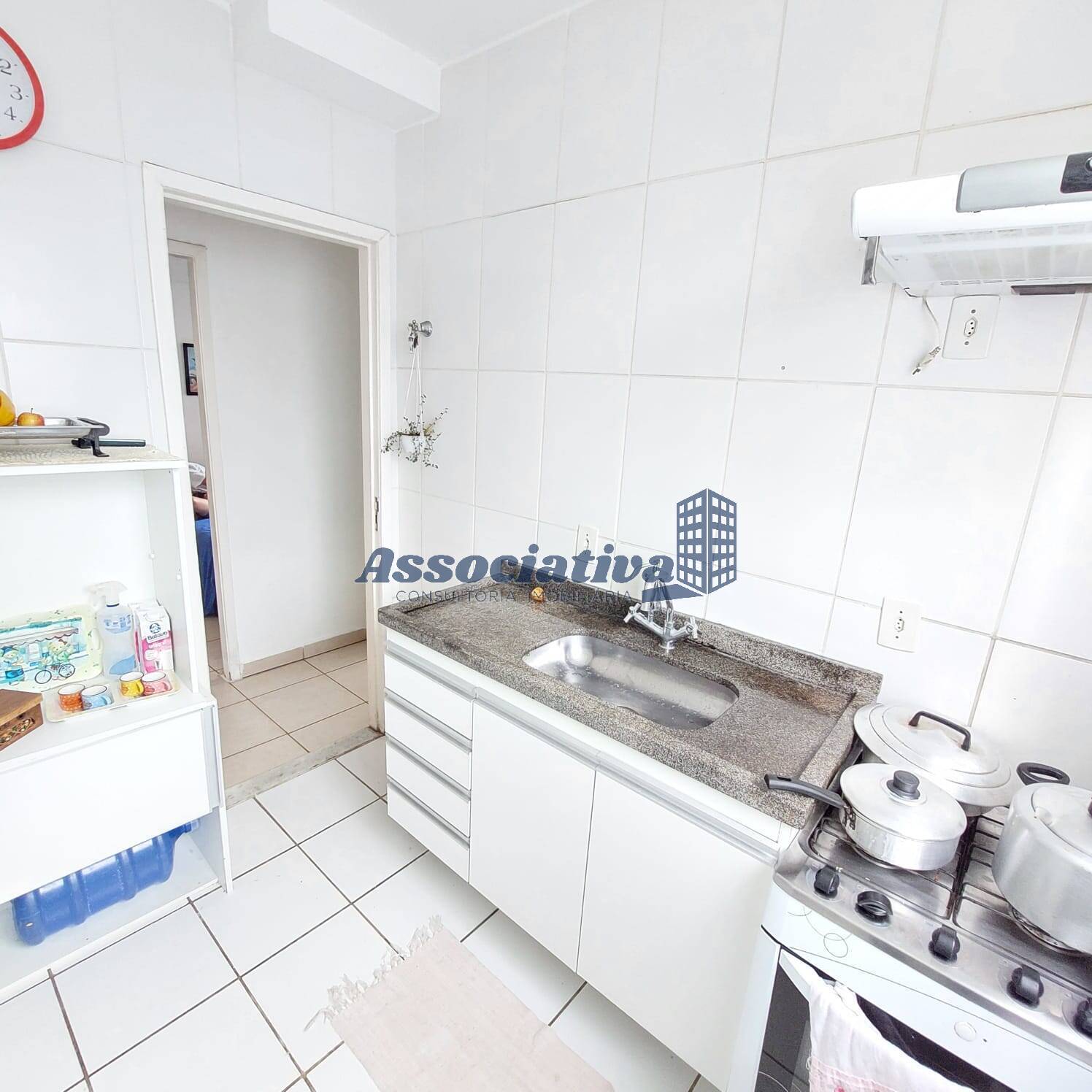 Apartamento à venda com 2 quartos, 62m² - Foto 9