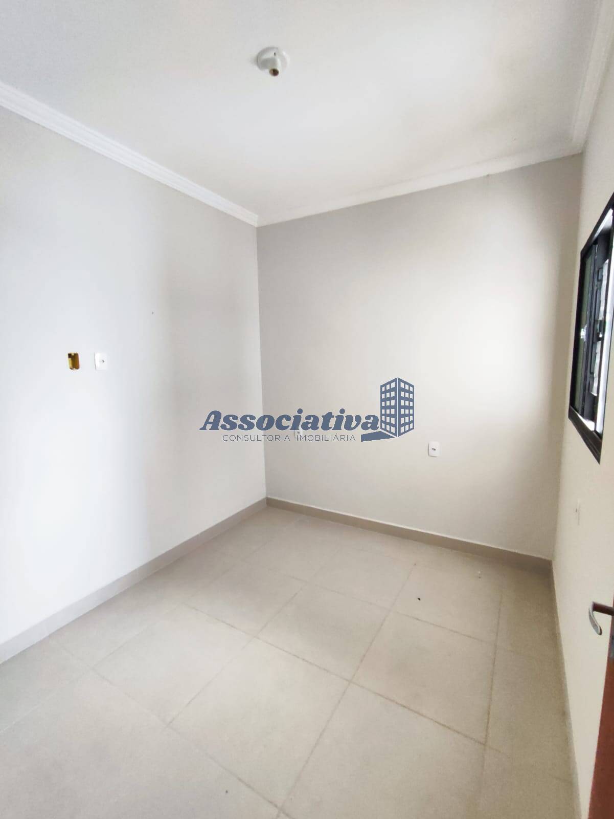 Casa à venda com 3 quartos, 85m² - Foto 13