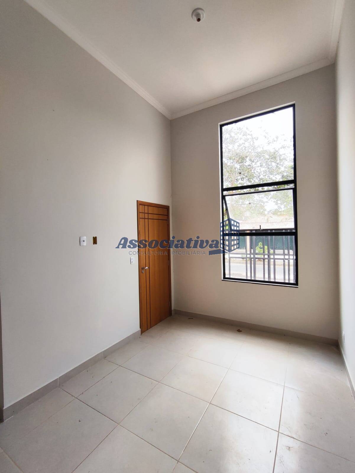 Casa à venda com 3 quartos, 85m² - Foto 4