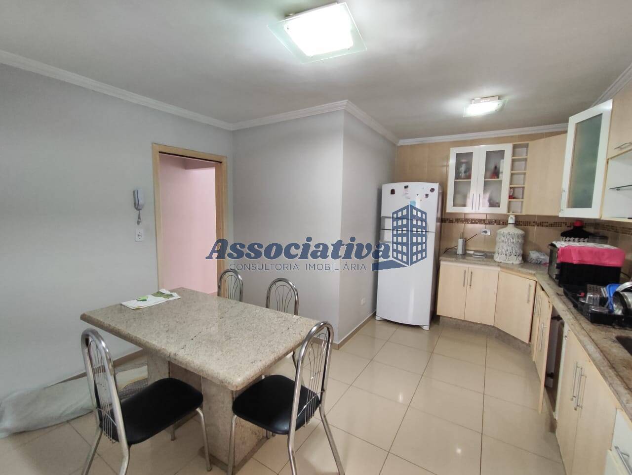 Apartamento à venda com 3 quartos, 100m² - Foto 12