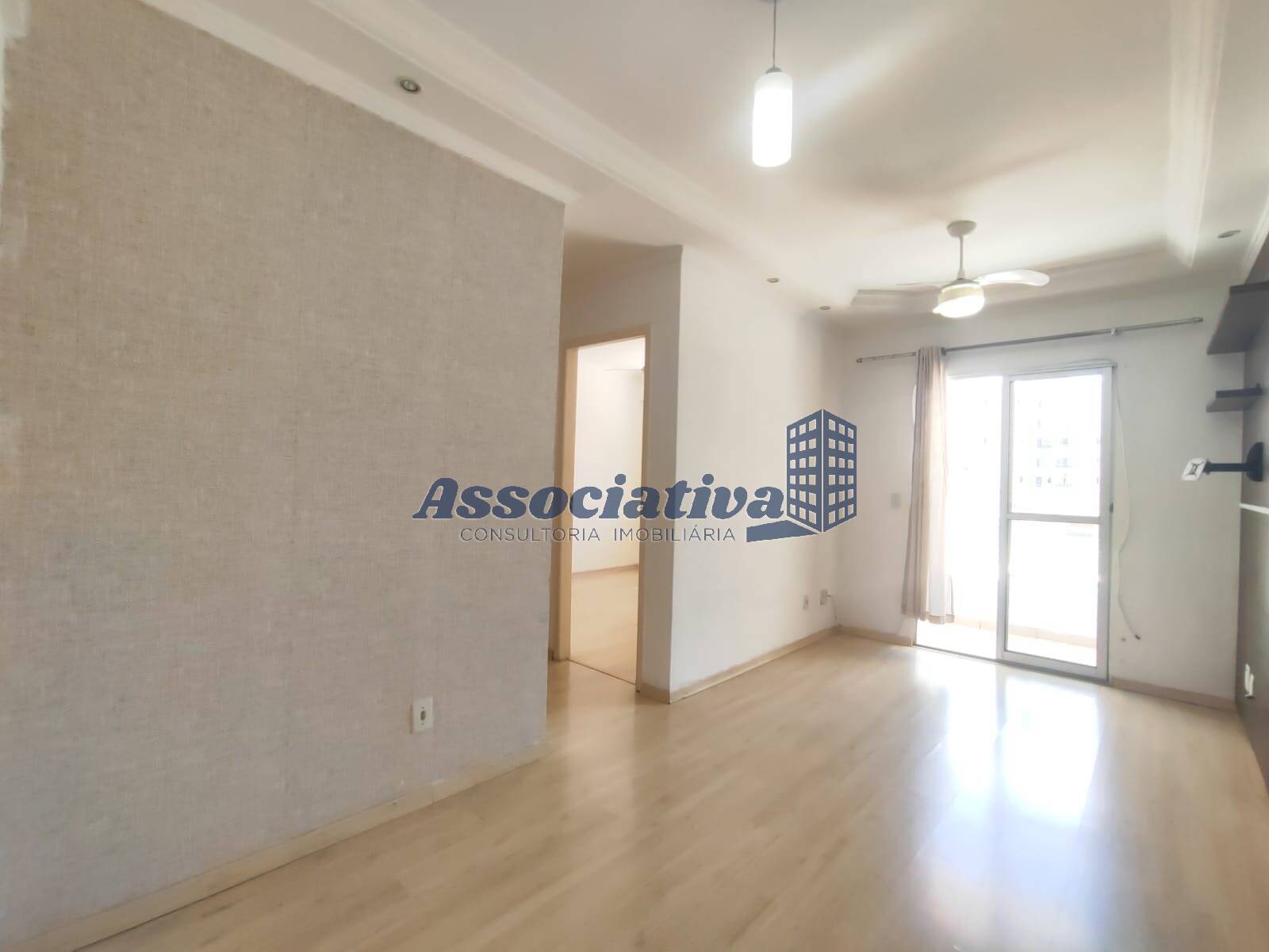 Apartamento à venda com 2 quartos, 62m² - Foto 7