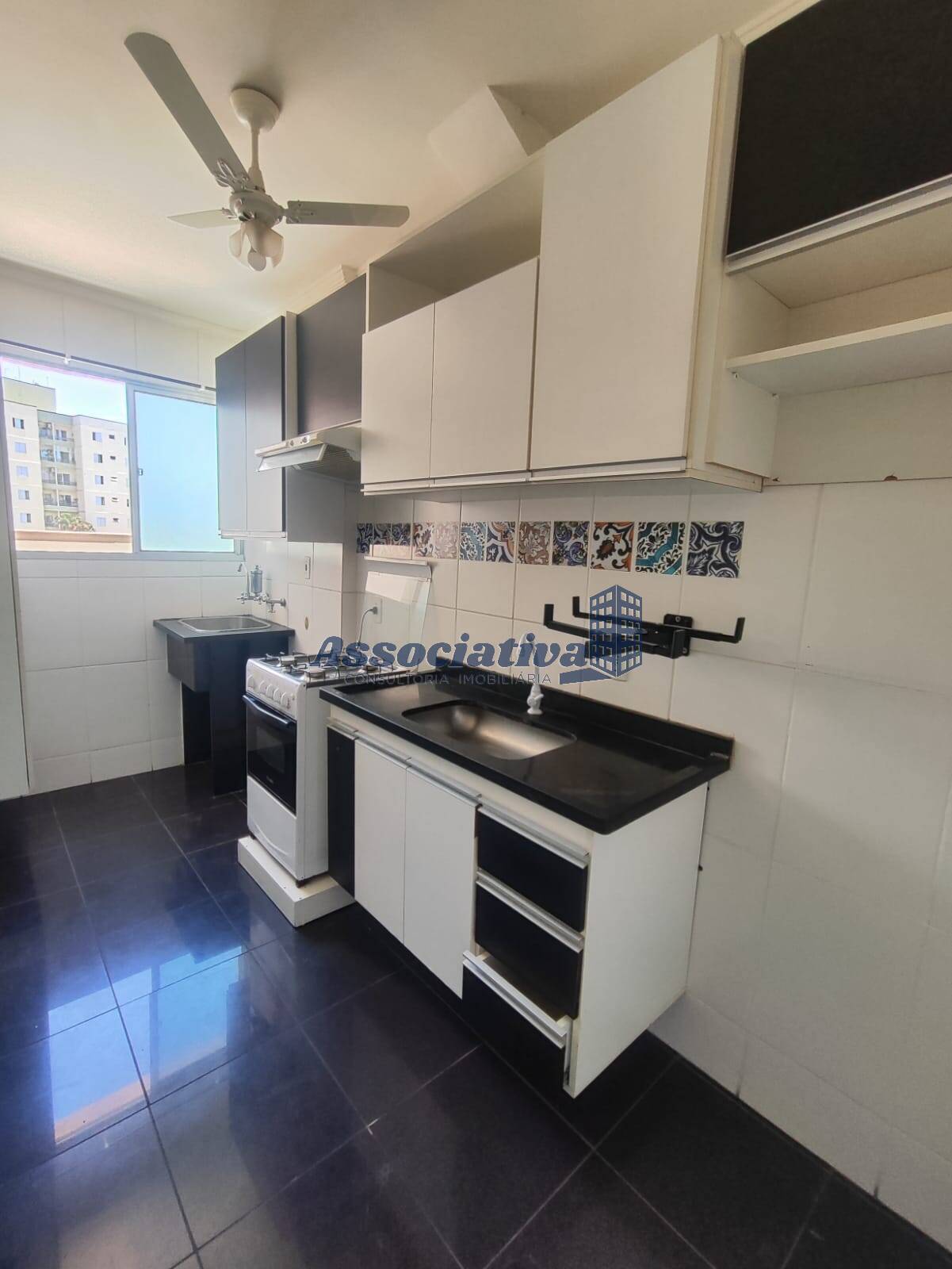 Apartamento à venda com 2 quartos, 62m² - Foto 10