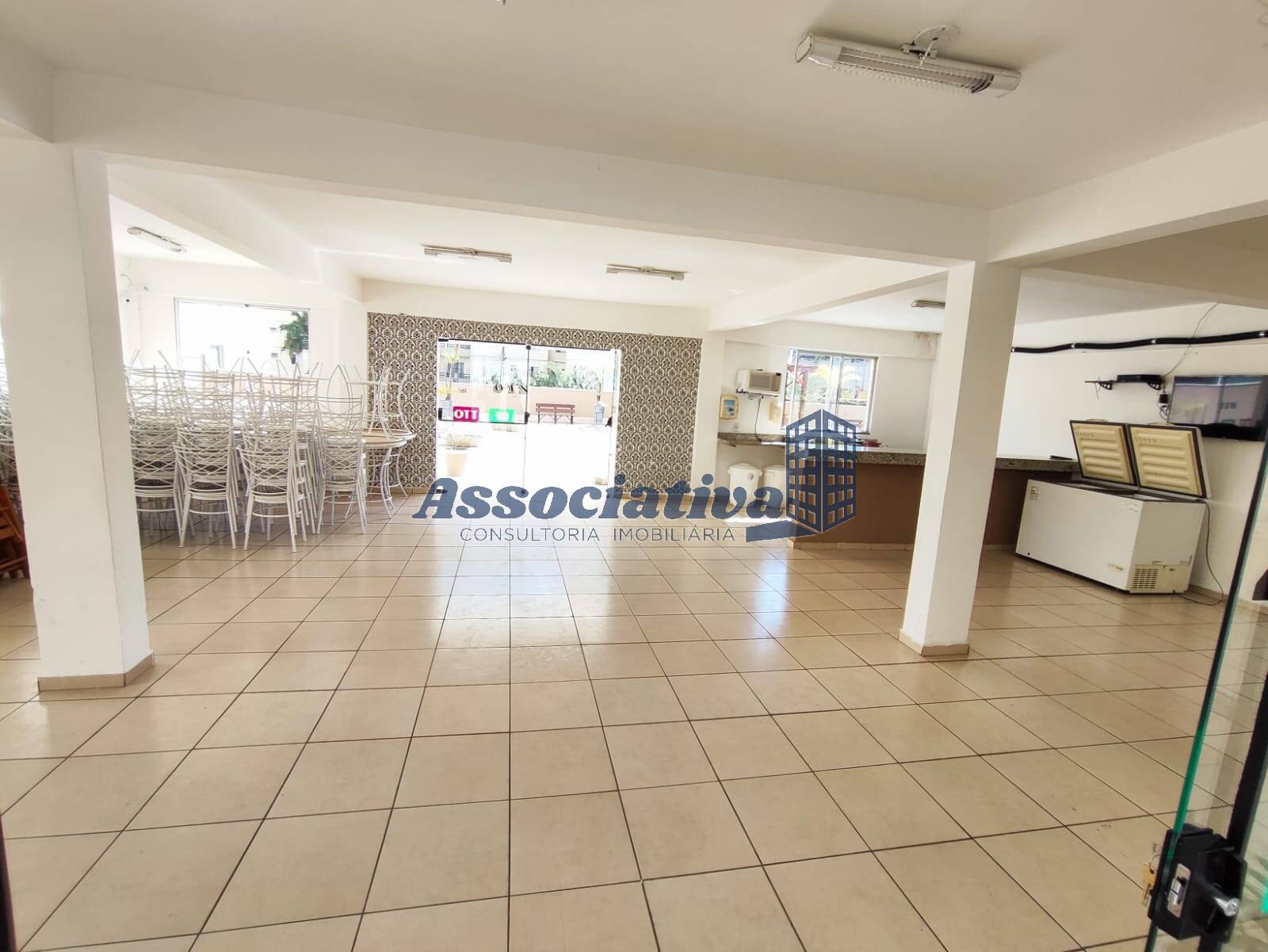 Apartamento à venda com 2 quartos, 62m² - Foto 22