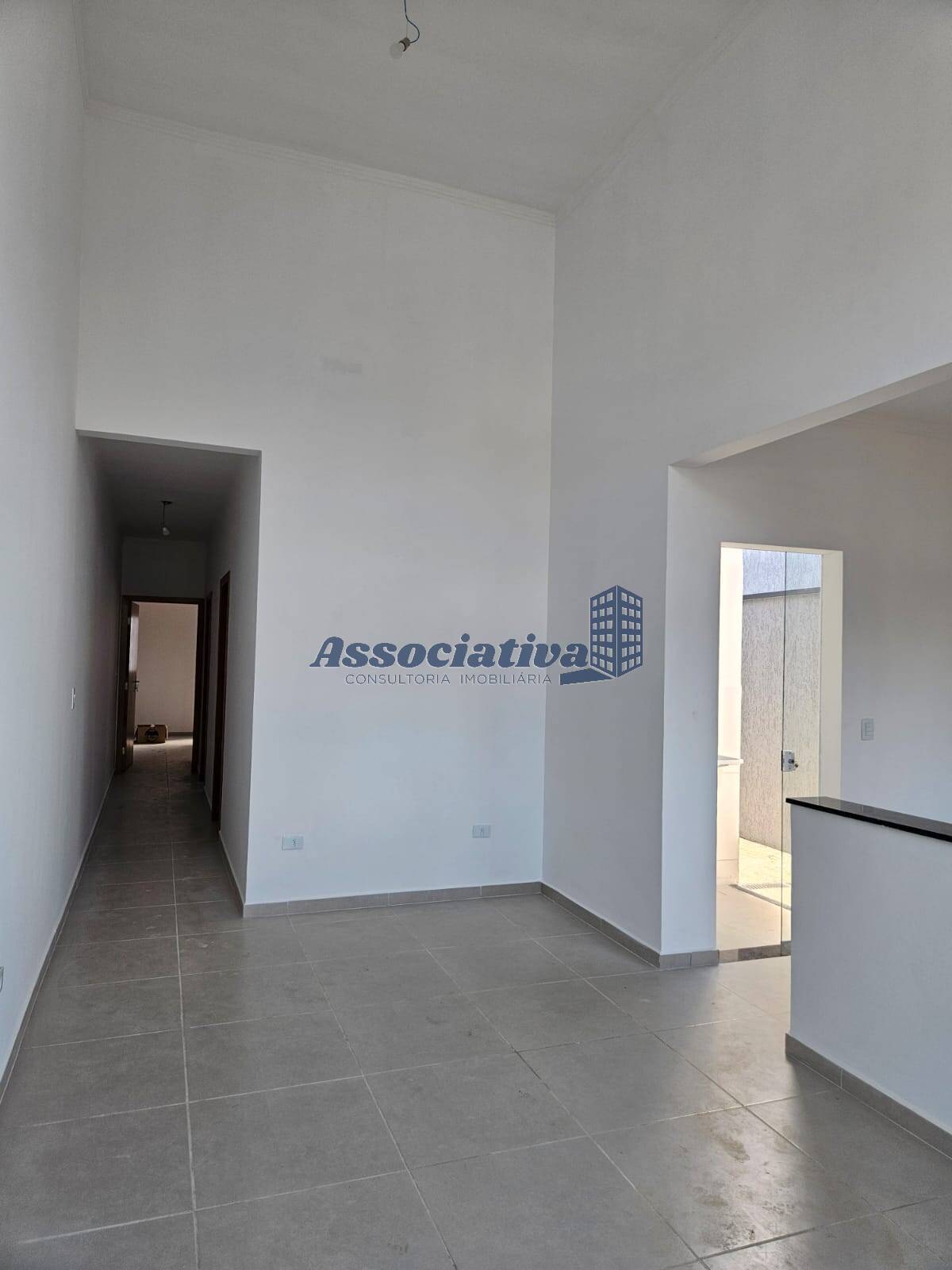 Casa à venda com 3 quartos, 89m² - Foto 5