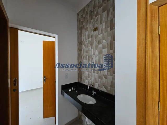 Casa à venda com 3 quartos, 89m² - Foto 14