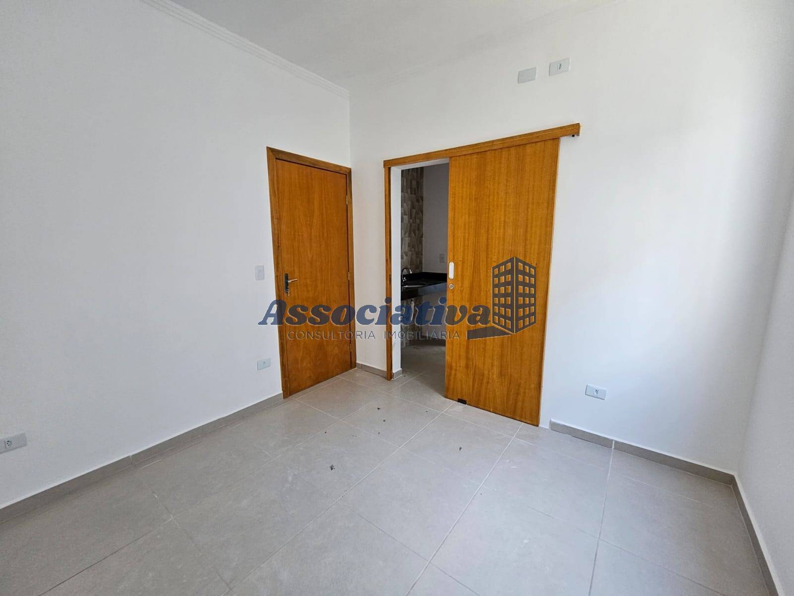 Casa à venda com 3 quartos, 89m² - Foto 11