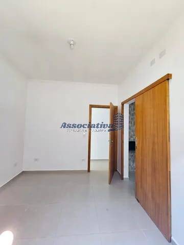 Casa à venda com 3 quartos, 89m² - Foto 12