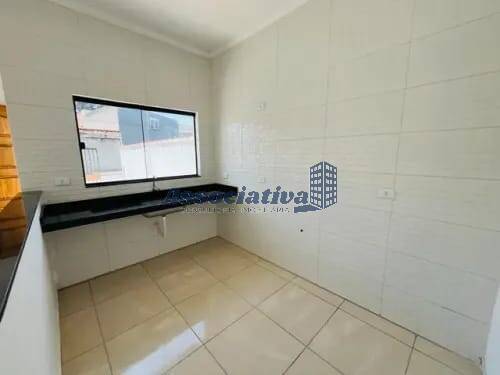 Casa à venda com 3 quartos, 82m² - Foto 7