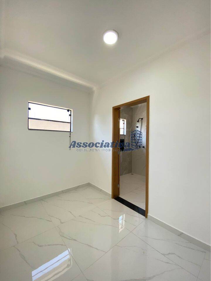 Casa de Condomínio à venda com 3 quartos, 250m² - Foto 9