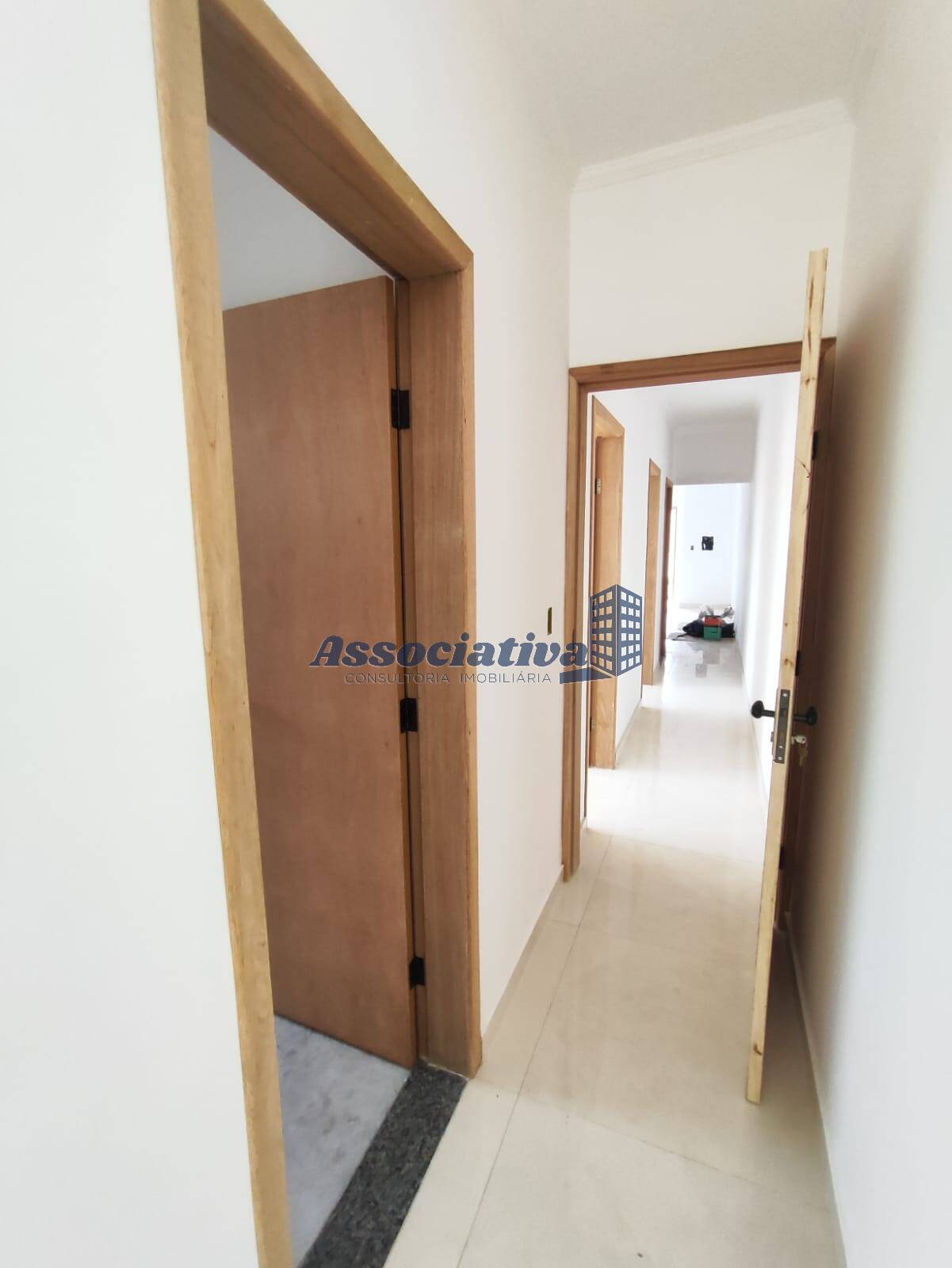 Casa à venda com 3 quartos, 89m² - Foto 15