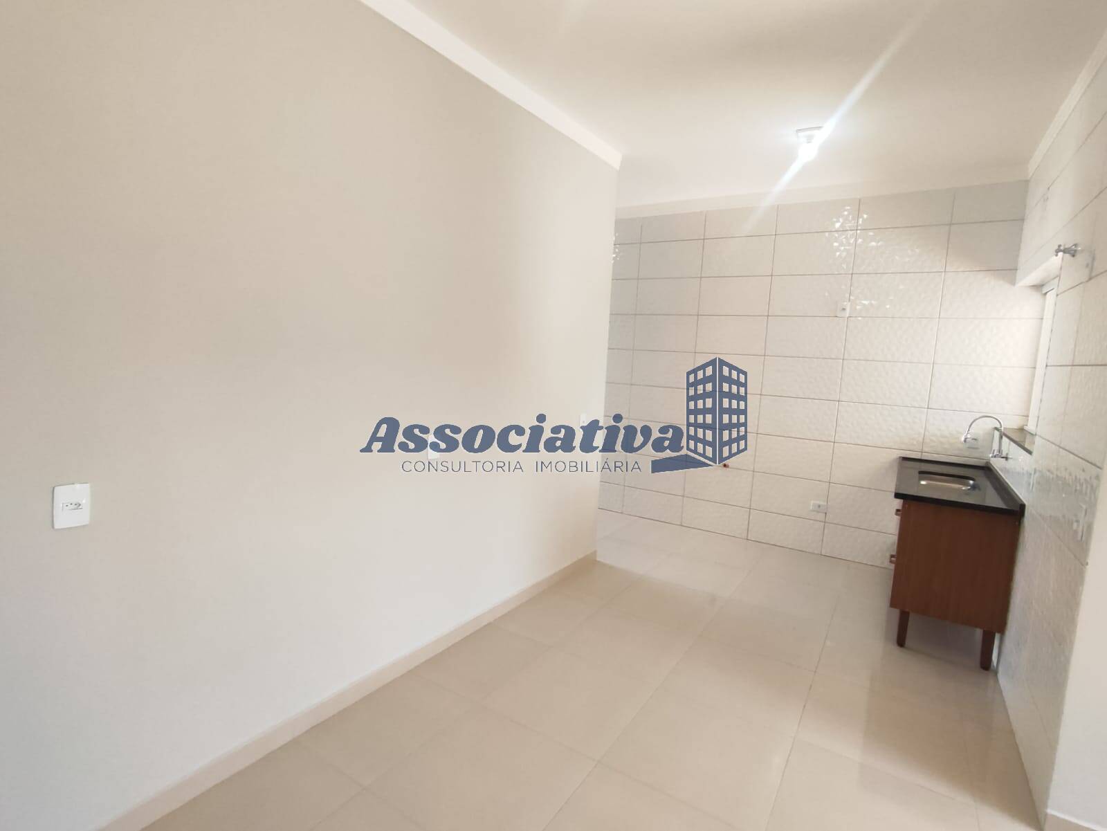 Casa à venda com 2 quartos, 89m² - Foto 8