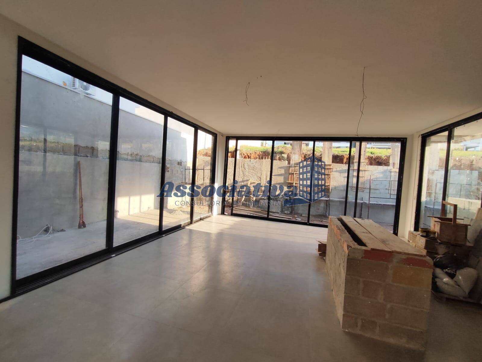 Casa de Condomínio à venda com 4 quartos, 270m² - Foto 15