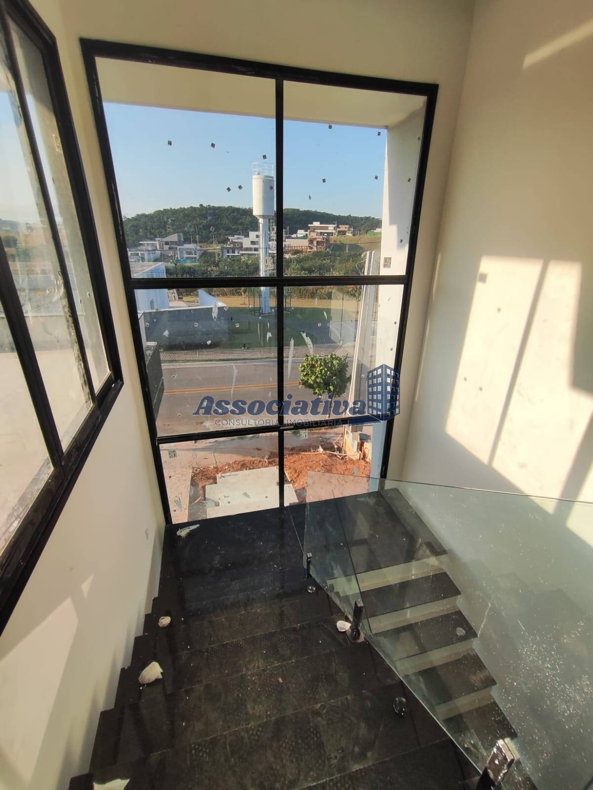 Casa de Condomínio à venda com 4 quartos, 270m² - Foto 33