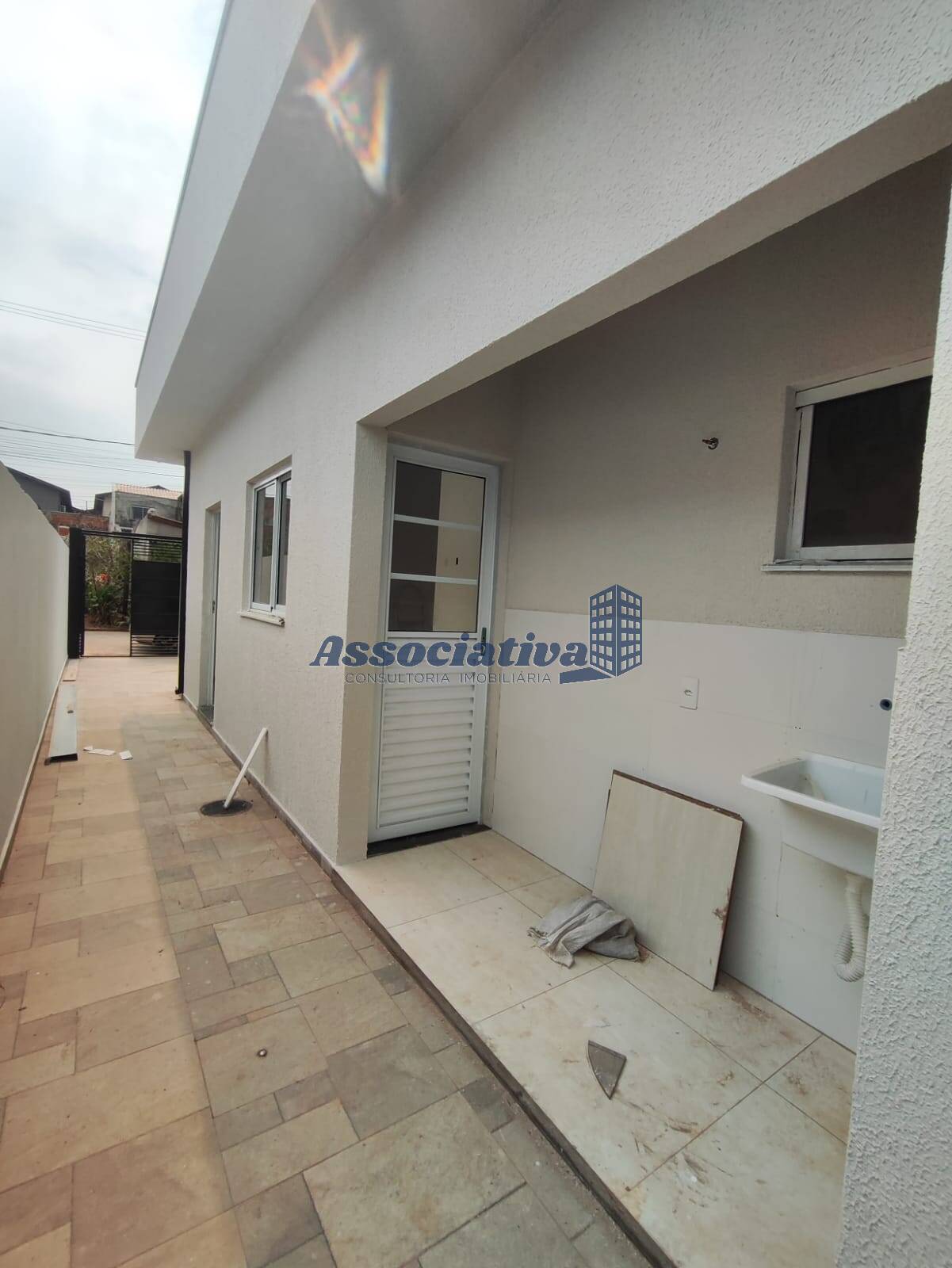 Casa à venda com 2 quartos, 57m² - Foto 16