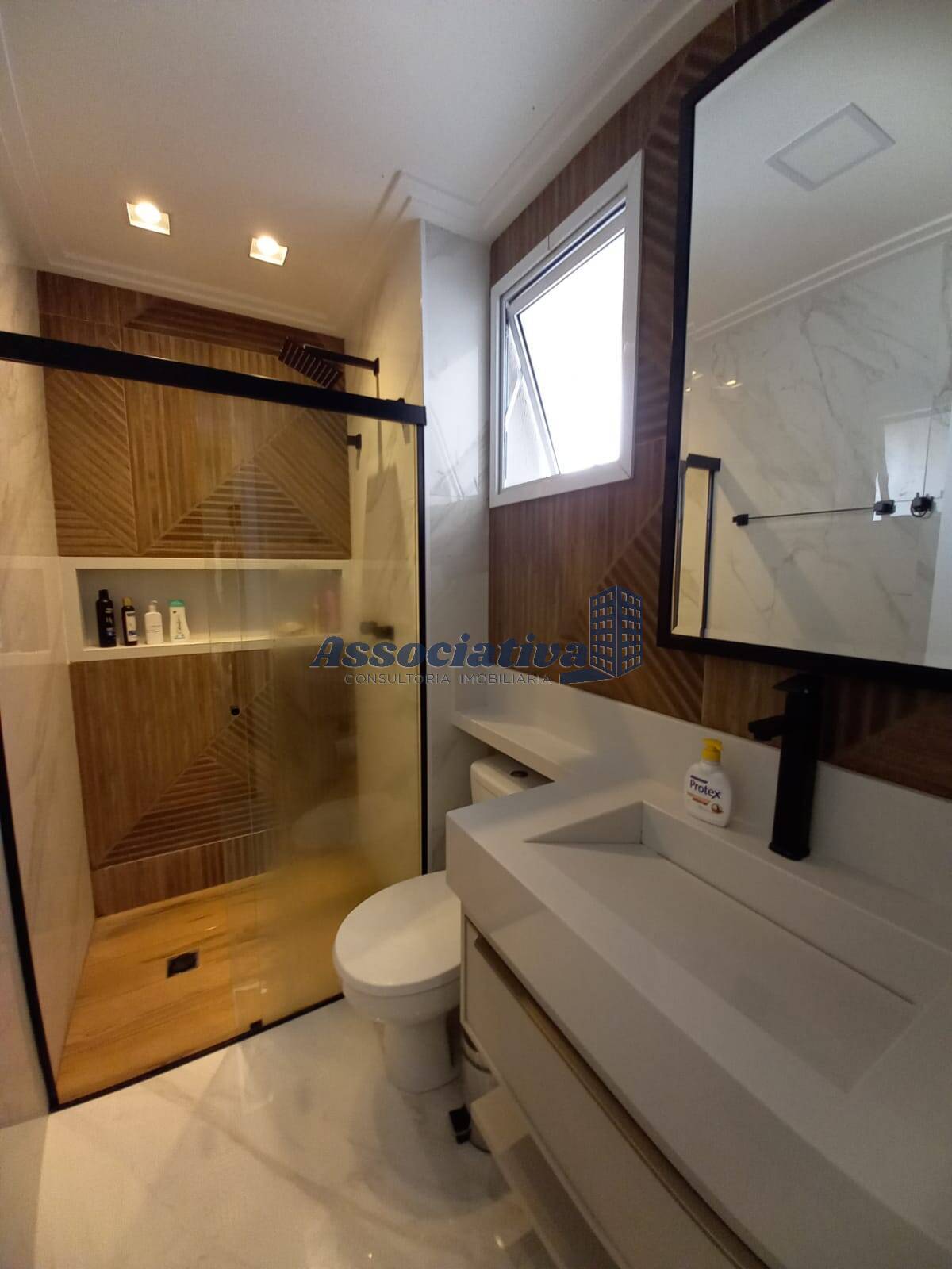 Apartamento à venda com 2 quartos, 68m² - Foto 28