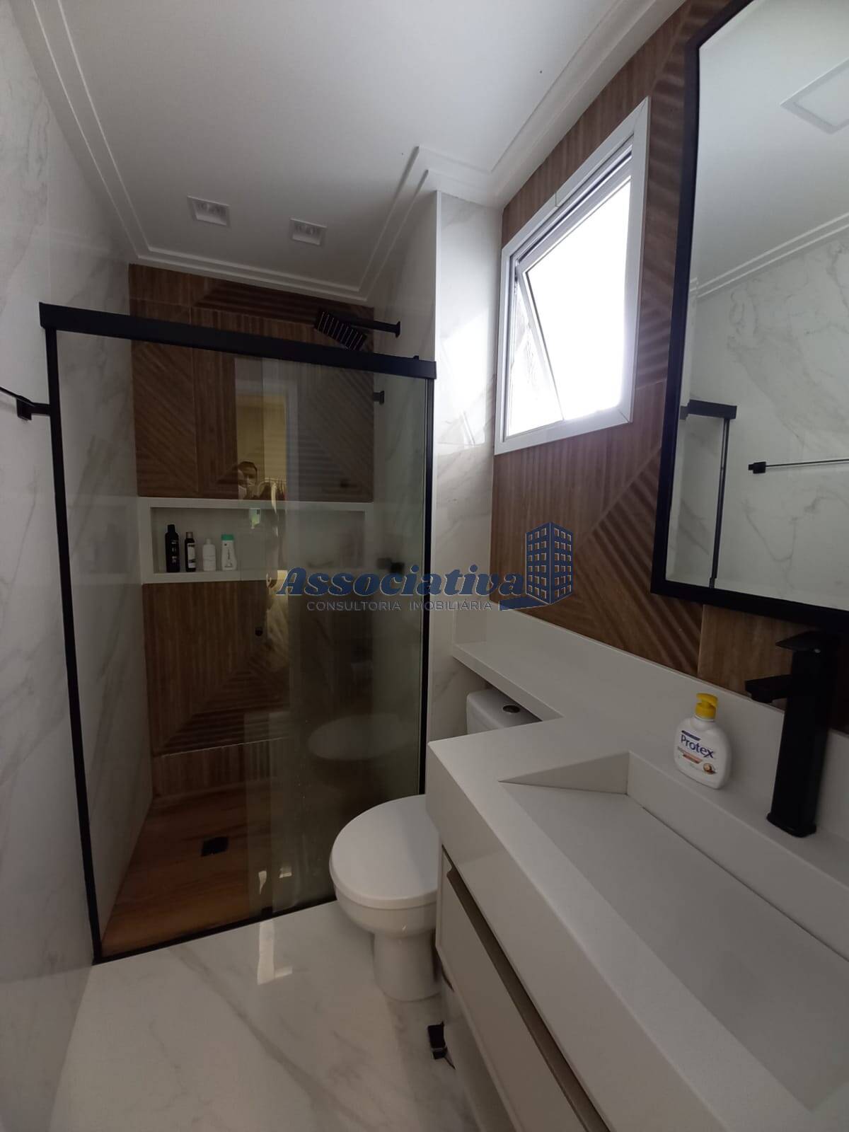 Apartamento à venda com 2 quartos, 68m² - Foto 31