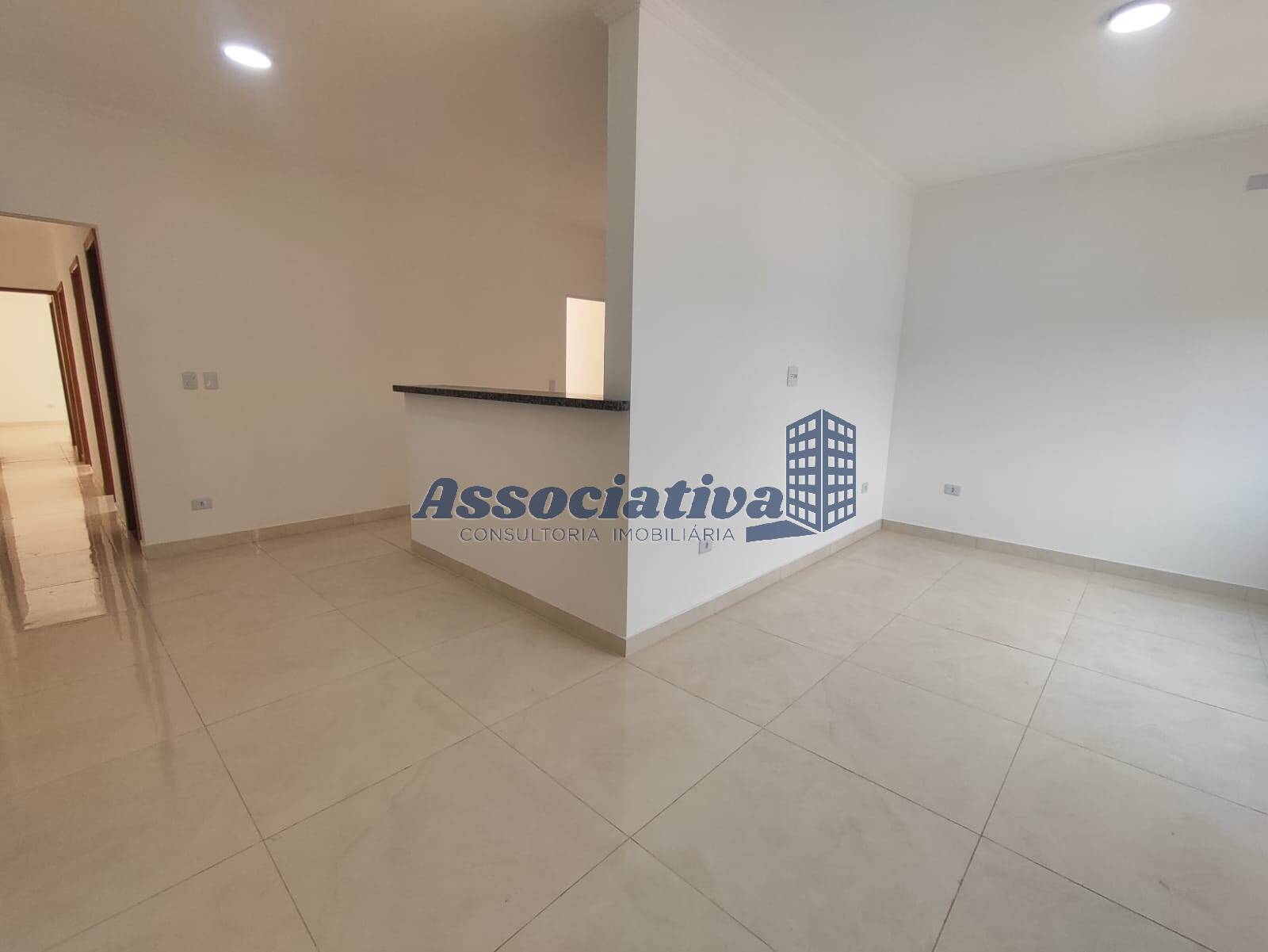 Casa à venda com 3 quartos, 89m² - Foto 7