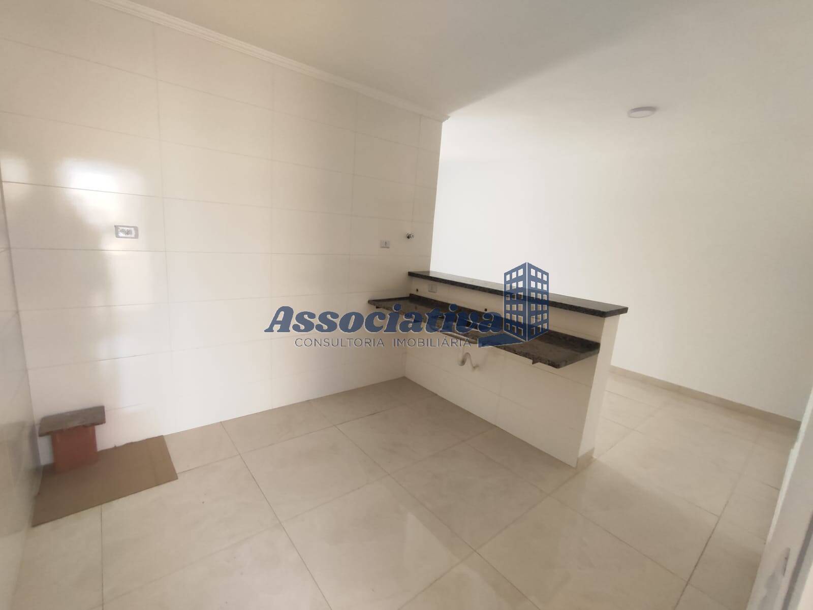 Casa à venda com 3 quartos, 89m² - Foto 12