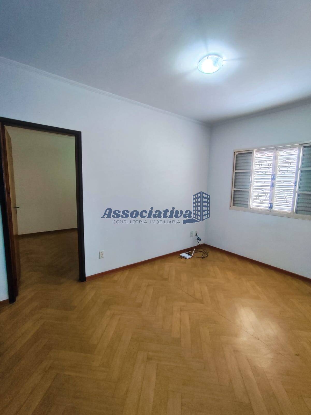 Casa à venda com 3 quartos, 122m² - Foto 20