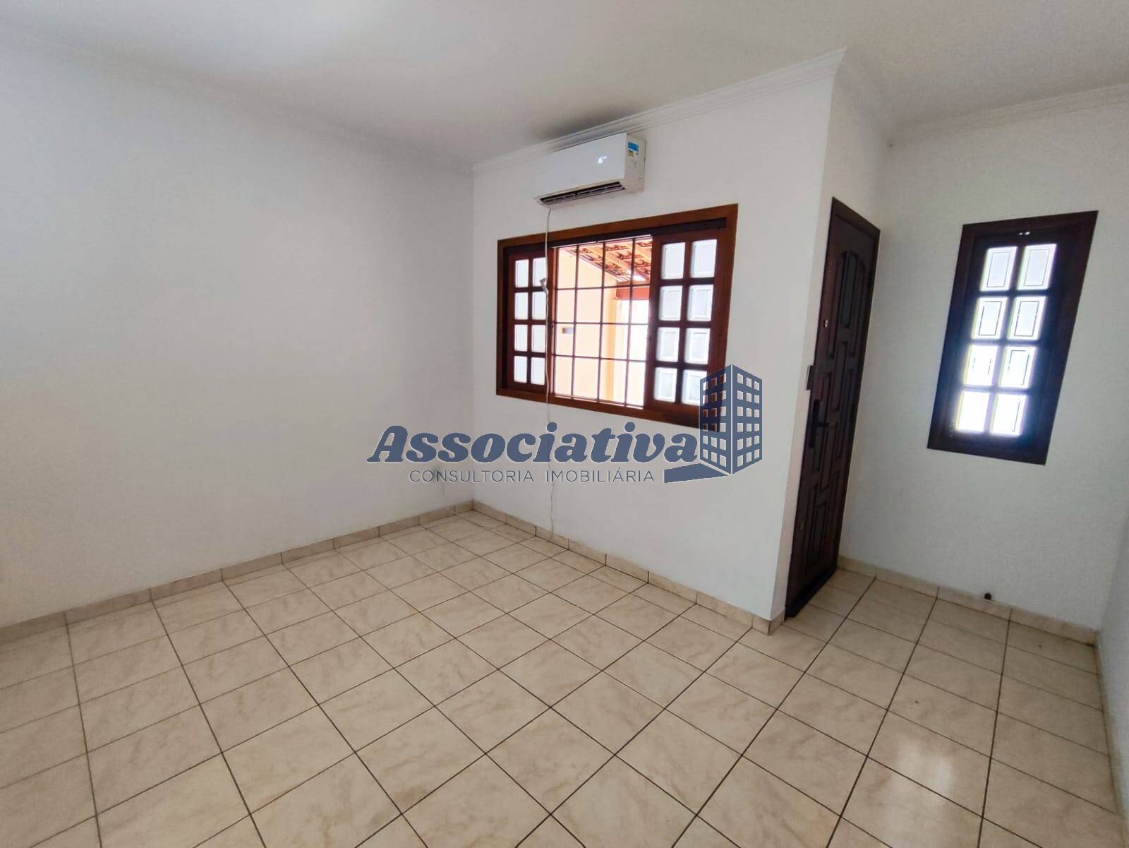 Casa à venda com 3 quartos, 122m² - Foto 6