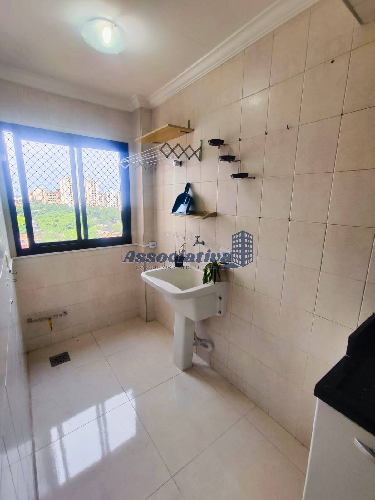 Apartamento à venda com 3 quartos, 115m² - Foto 25