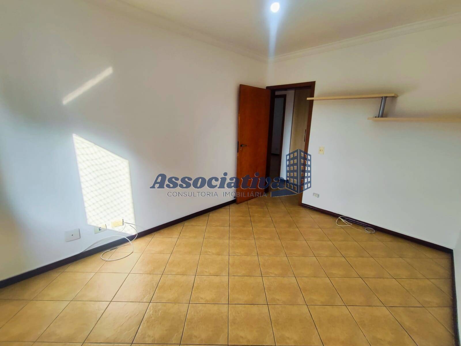 Apartamento à venda com 3 quartos, 115m² - Foto 35