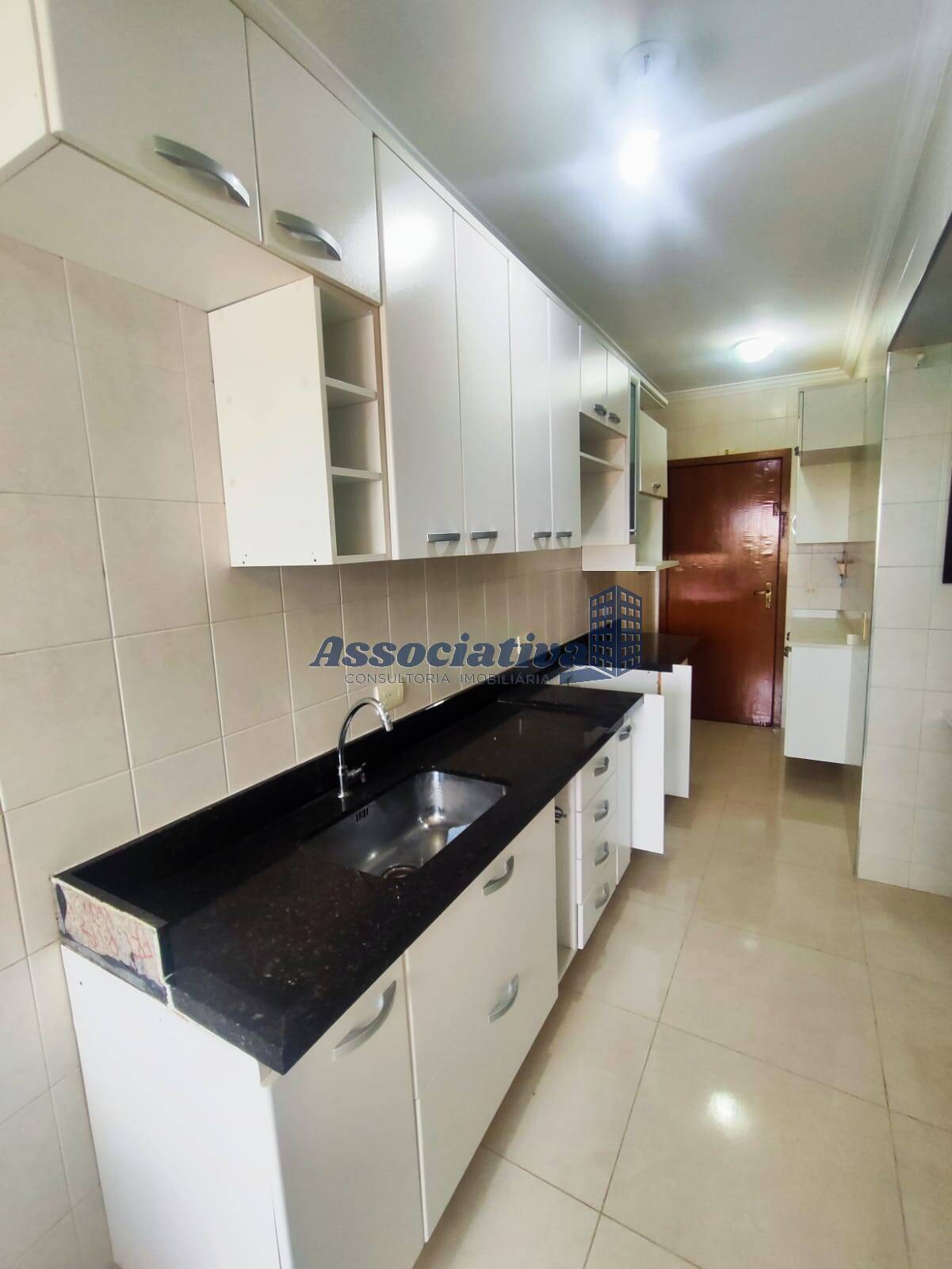 Apartamento à venda com 3 quartos, 115m² - Foto 26