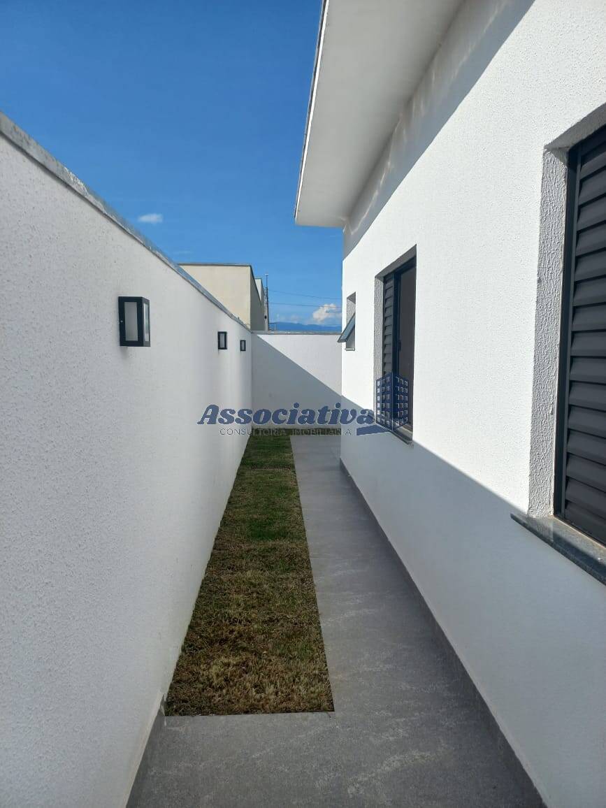 Casa à venda com 2 quartos, 89m² - Foto 14