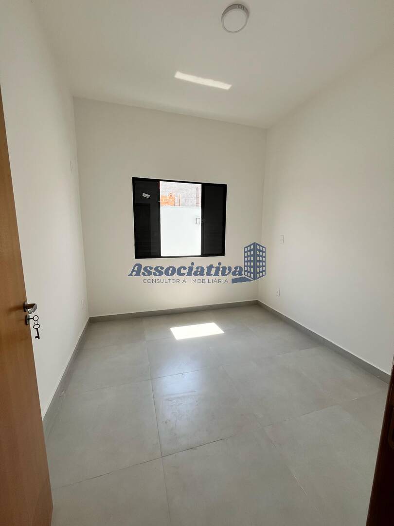 Casa à venda com 2 quartos, 89m² - Foto 12