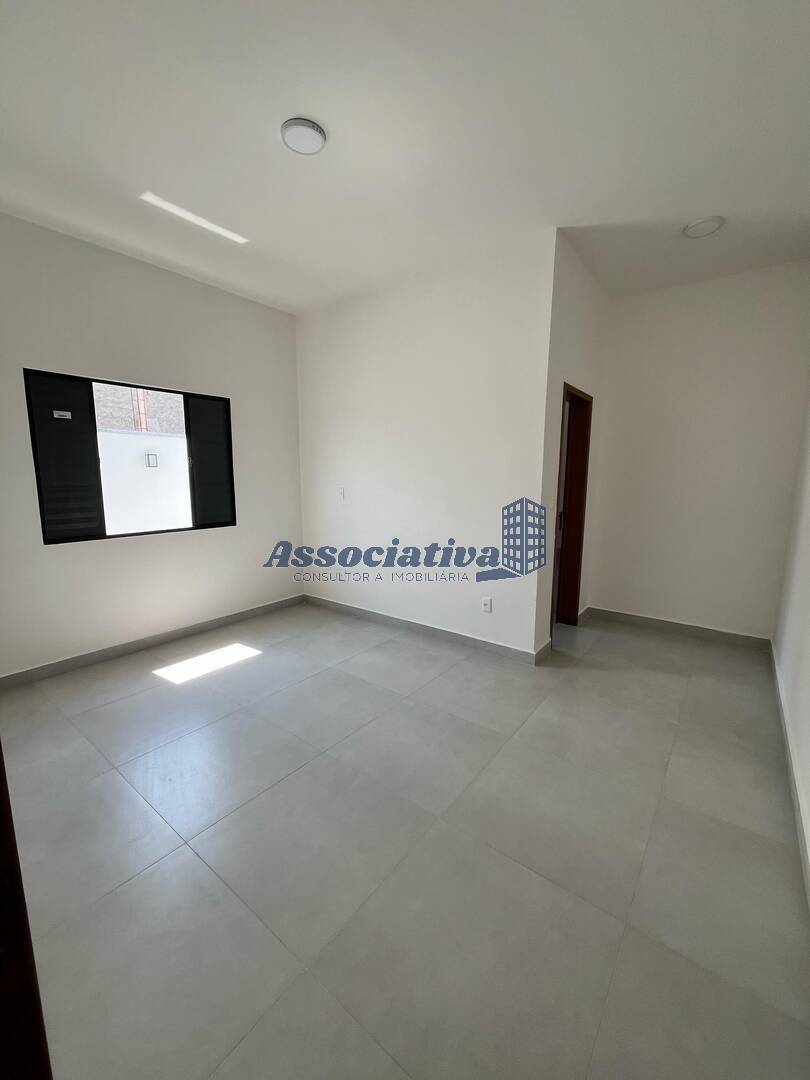 Casa à venda com 2 quartos, 89m² - Foto 10