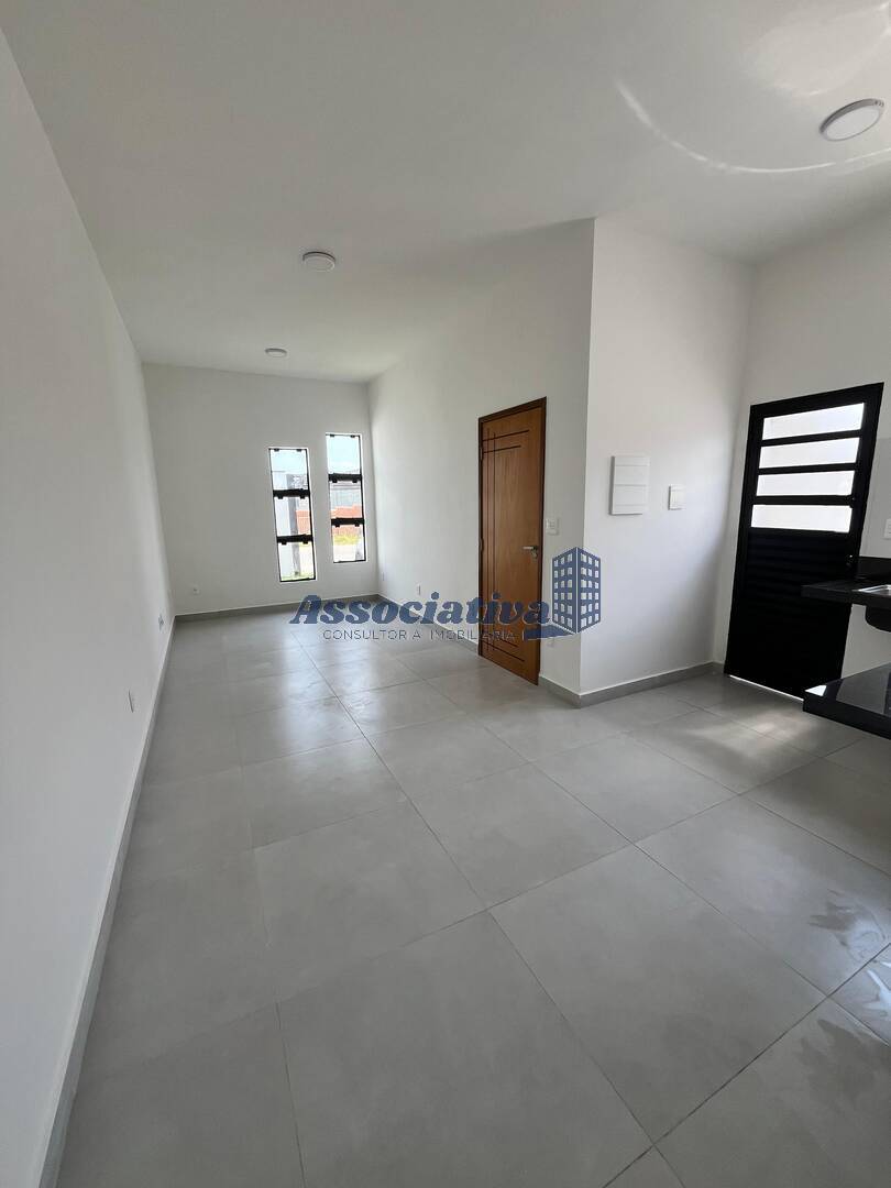 Casa à venda com 2 quartos, 89m² - Foto 5