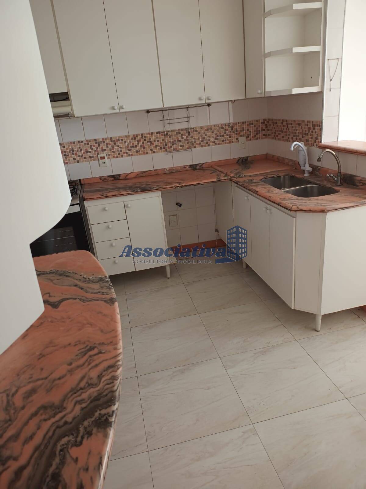 Apartamento à venda com 4 quartos, 280m² - Foto 7