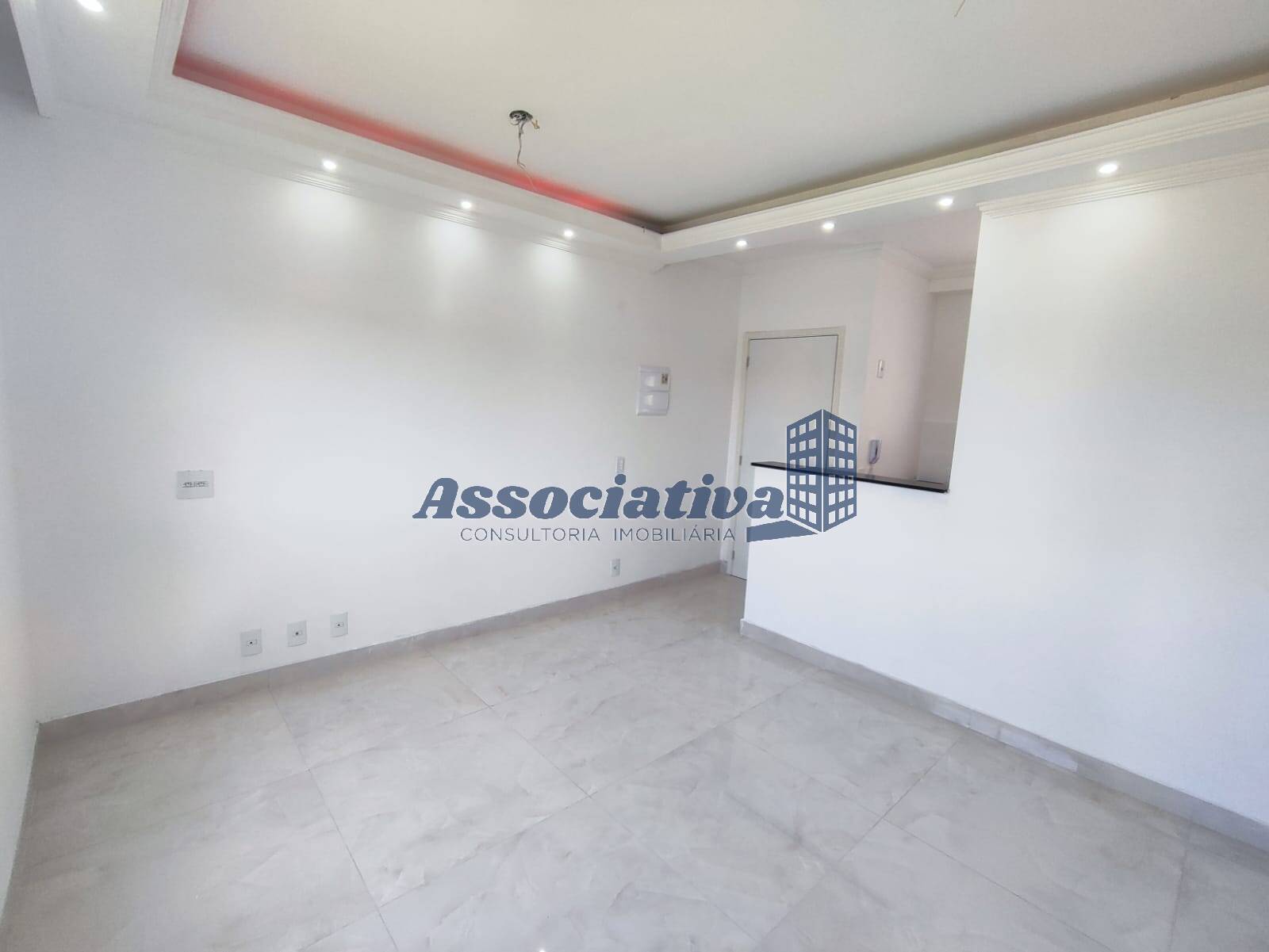 Casa à venda com 2 quartos, 44m² - Foto 9