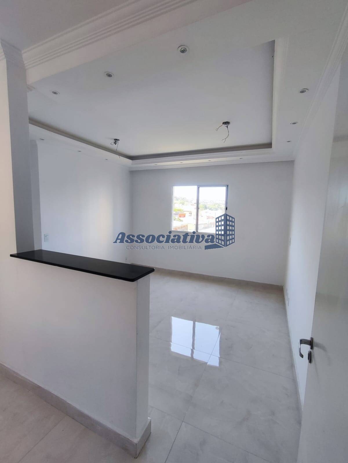 Casa à venda com 2 quartos, 44m² - Foto 1