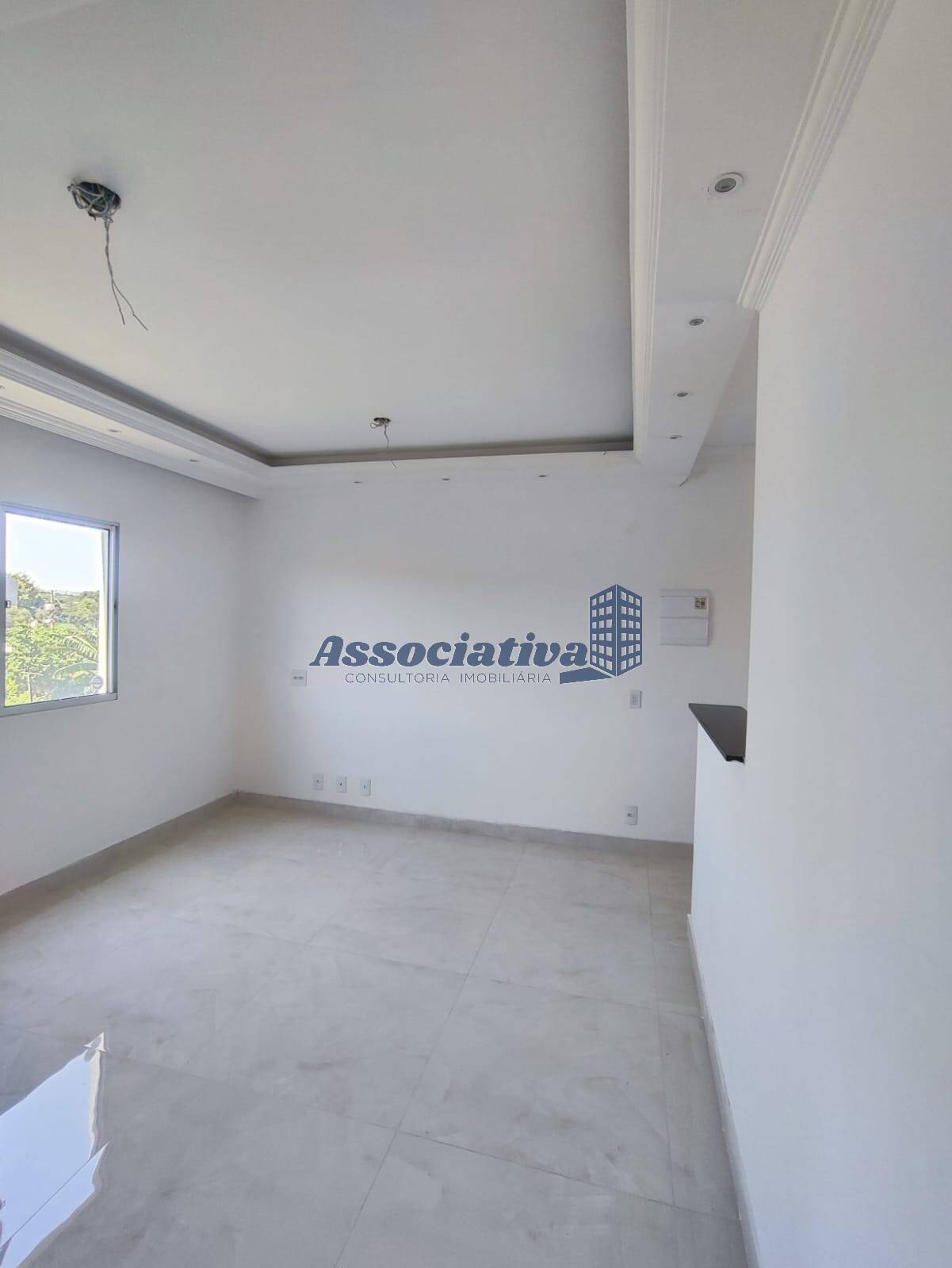 Casa à venda com 2 quartos, 44m² - Foto 4