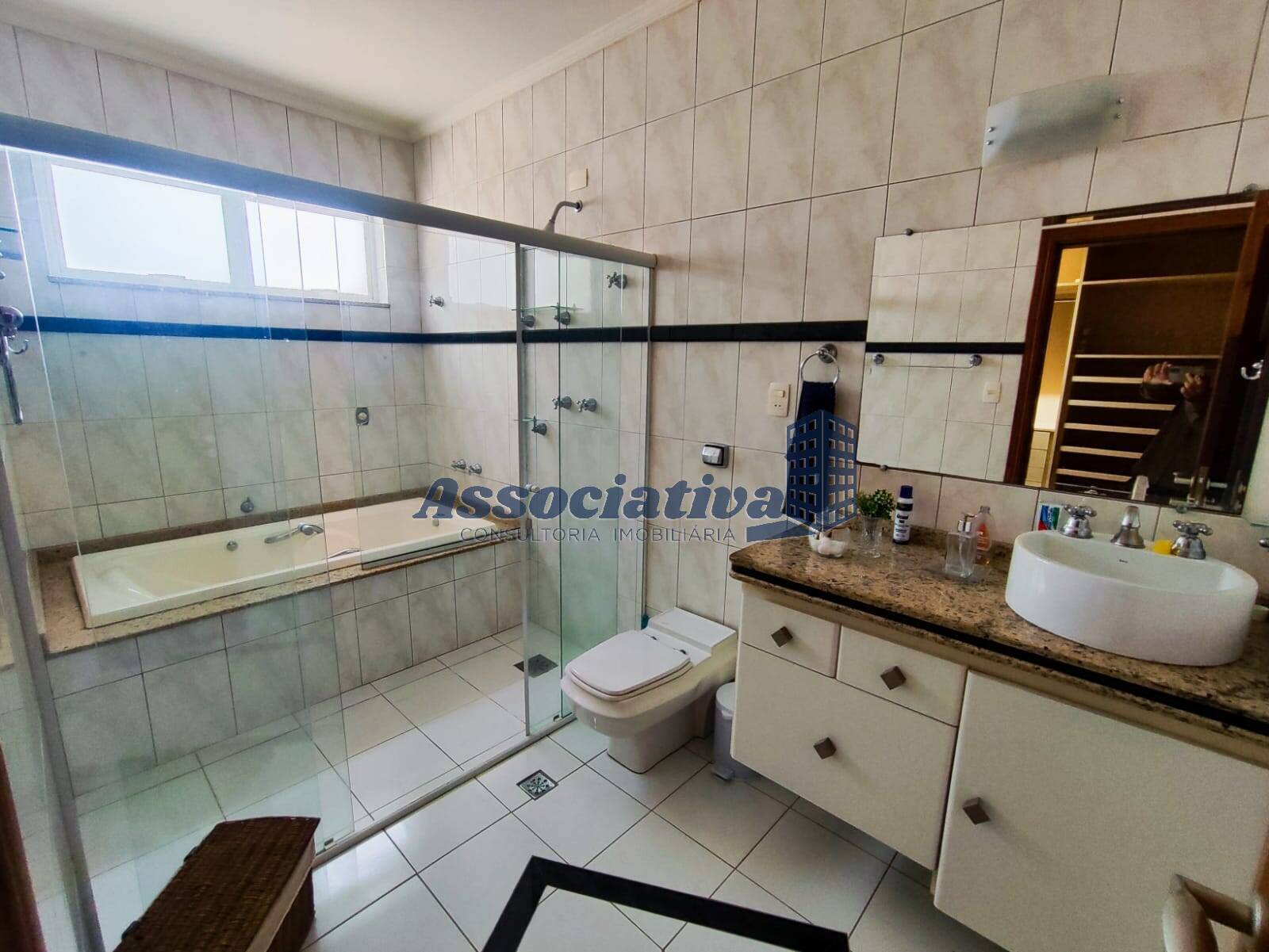 Casa de Condomínio à venda com 3 quartos, 215m² - Foto 42