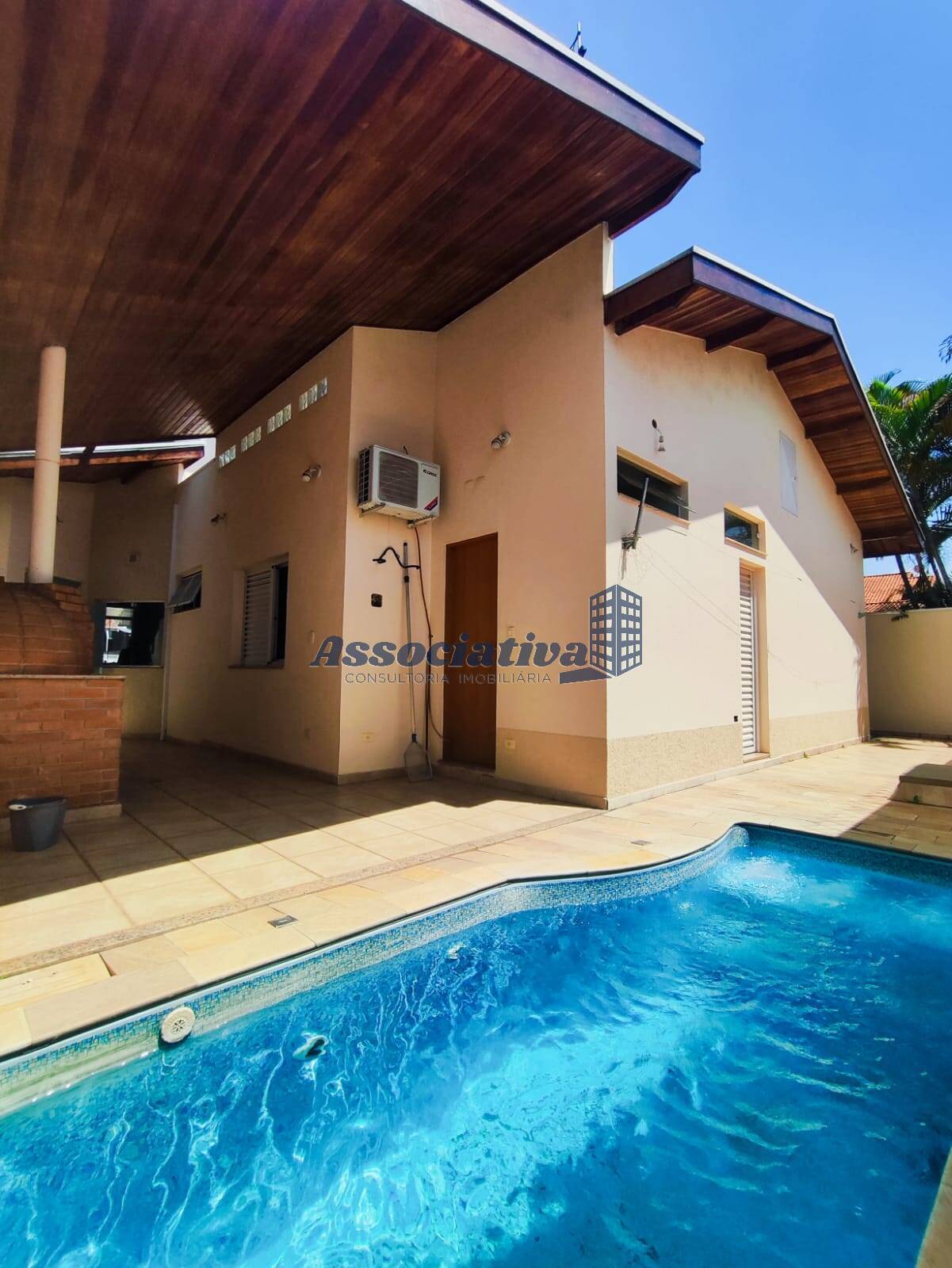 Casa de Condomínio à venda com 3 quartos, 215m² - Foto 48