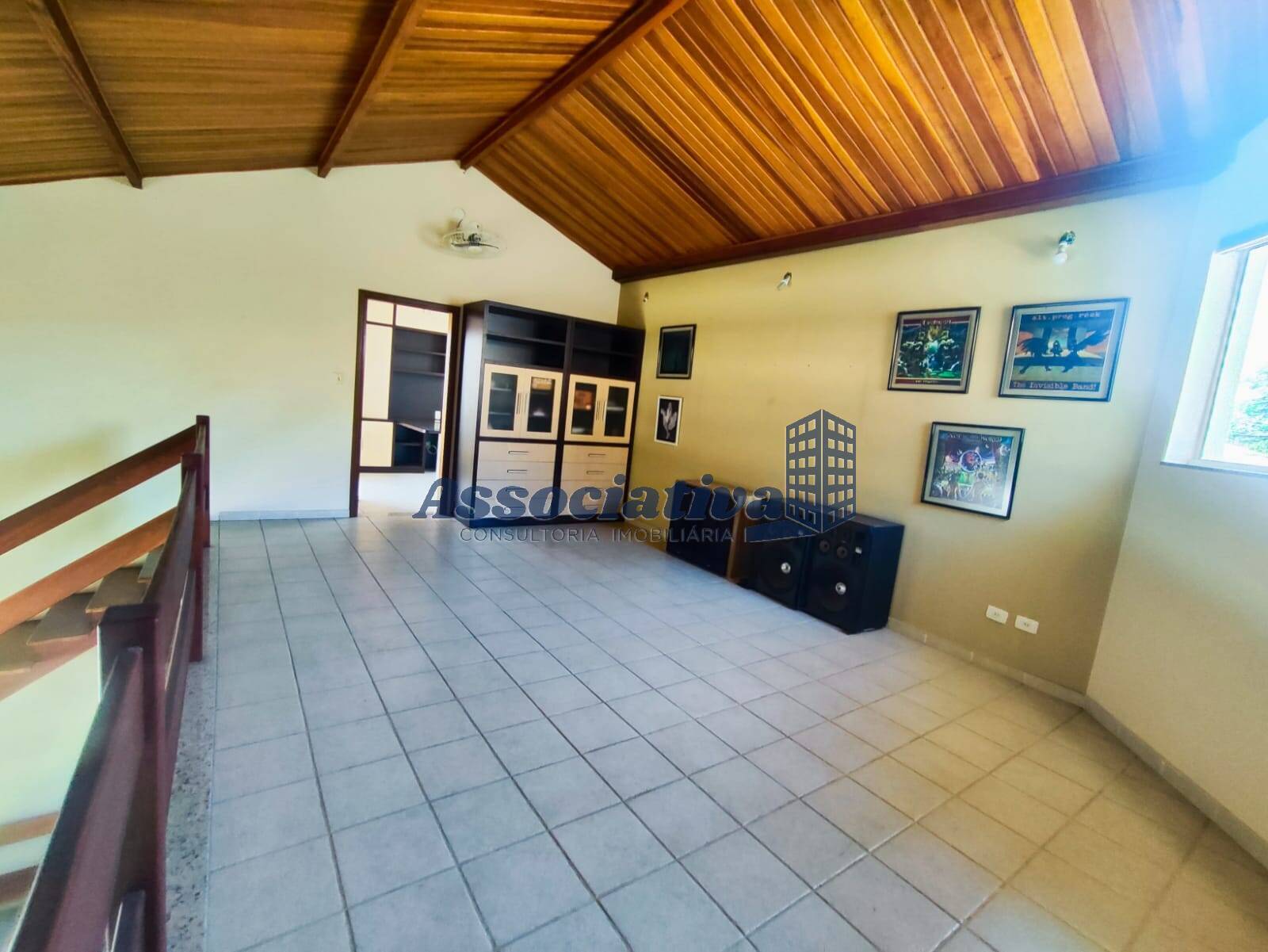 Casa de Condomínio à venda com 3 quartos, 215m² - Foto 17