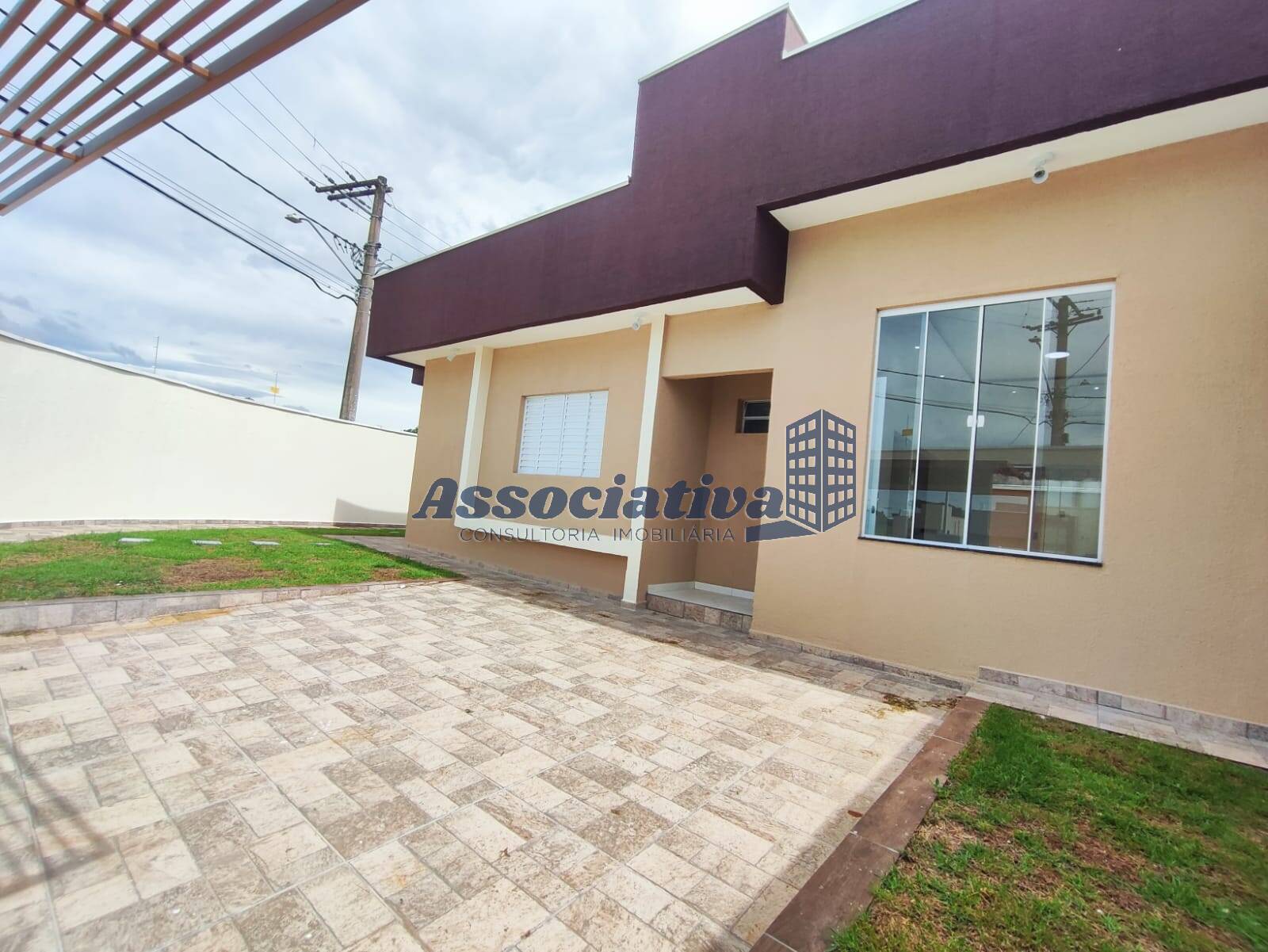 Casa à venda com 3 quartos, 82m² - Foto 3