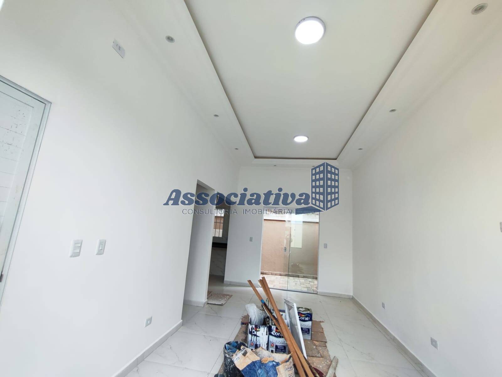 Casa à venda com 3 quartos, 82m² - Foto 13