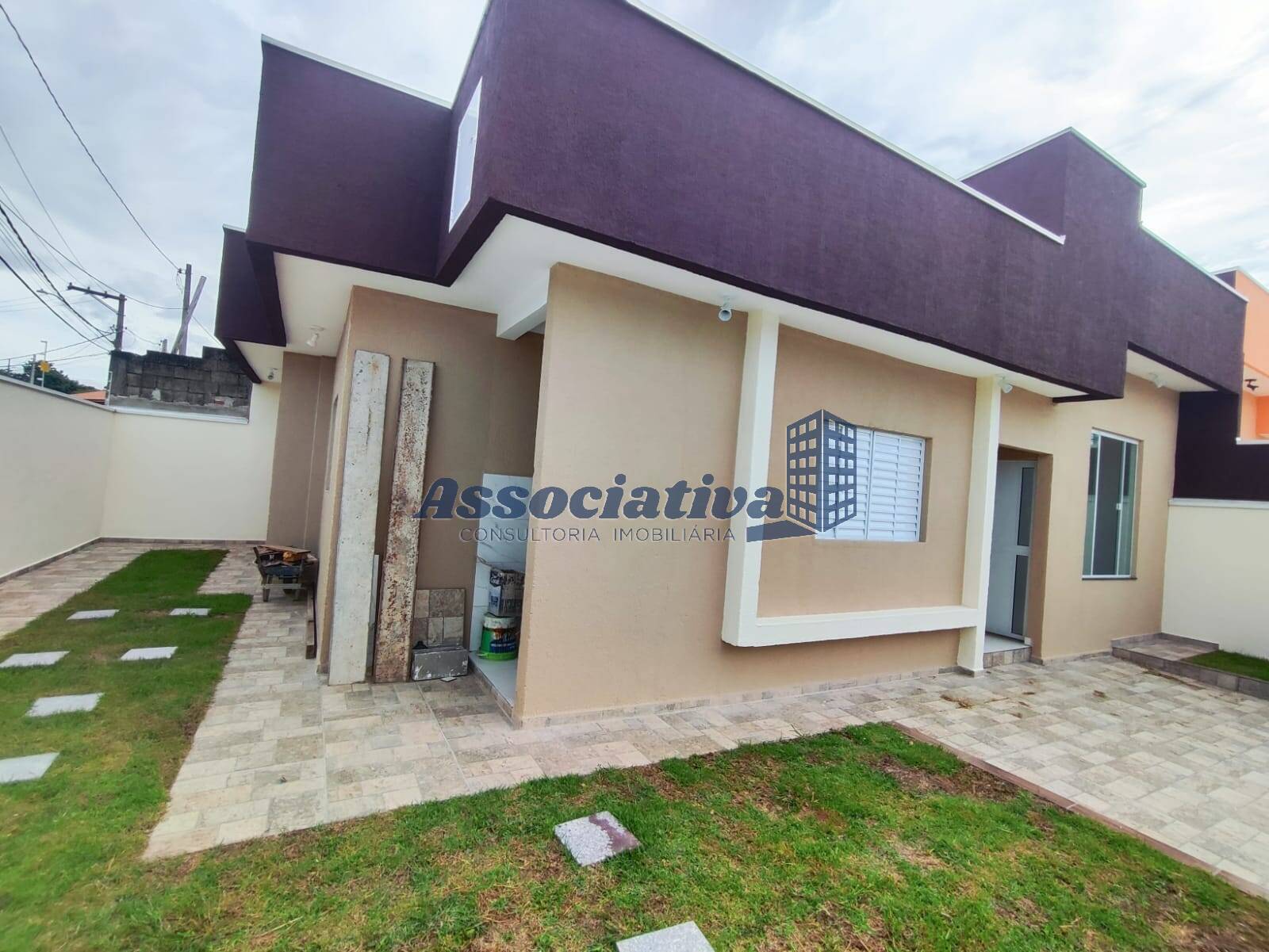 Casa à venda com 3 quartos, 82m² - Foto 8