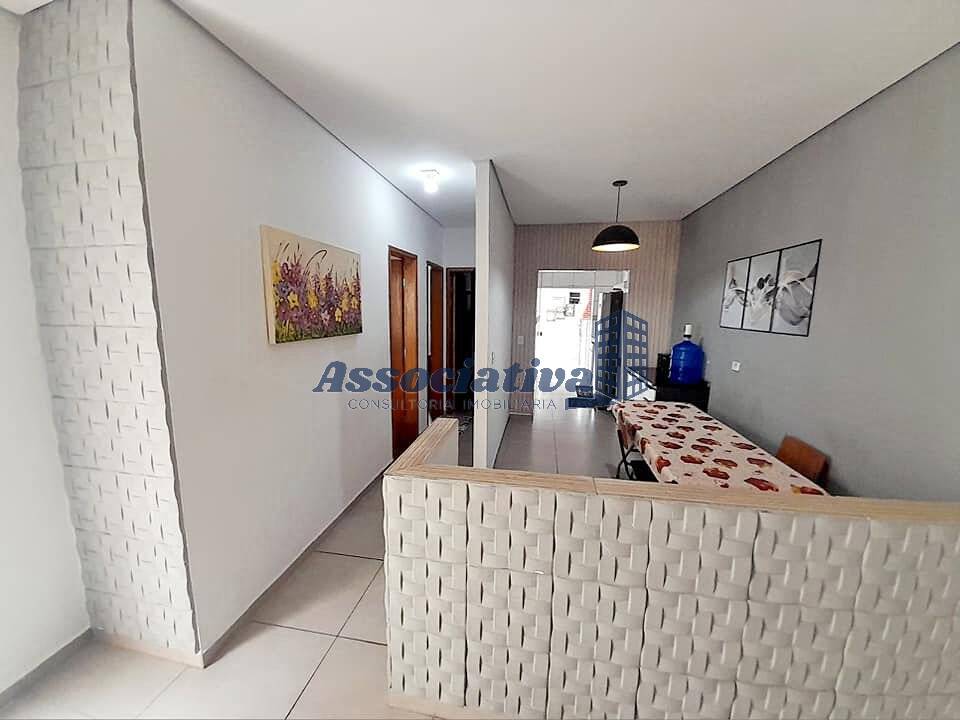 Casa à venda com 3 quartos, 82m² - Foto 5