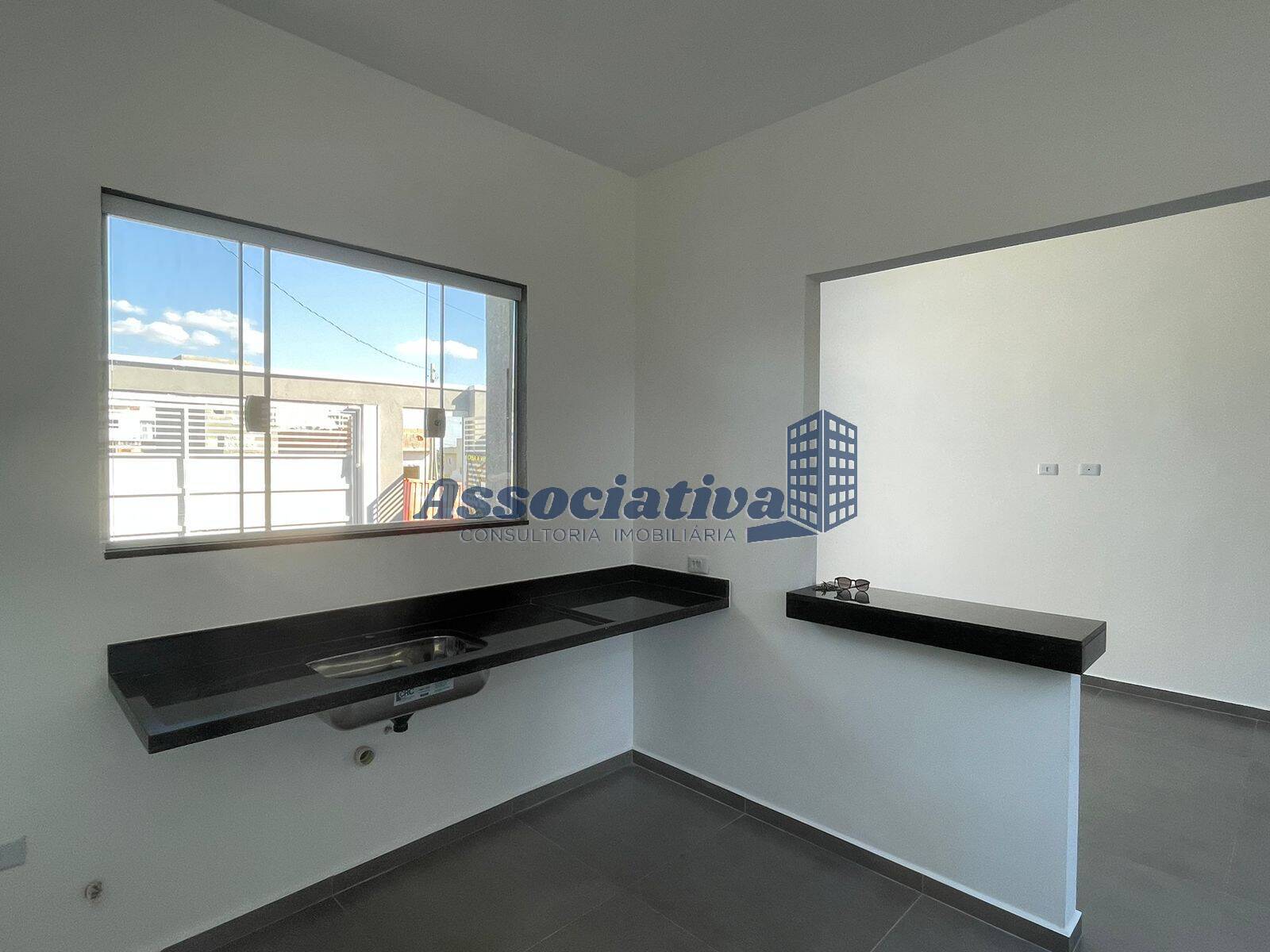 Casa à venda com 3 quartos, 95m² - Foto 5