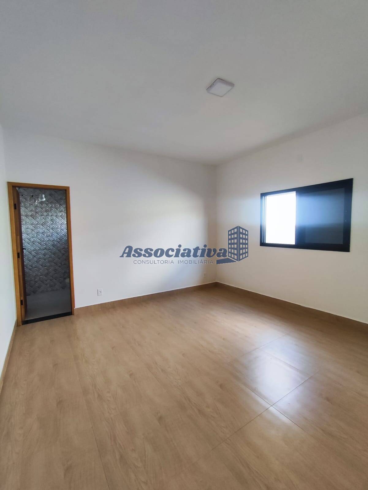 Casa à venda com 3 quartos, 96m² - Foto 16