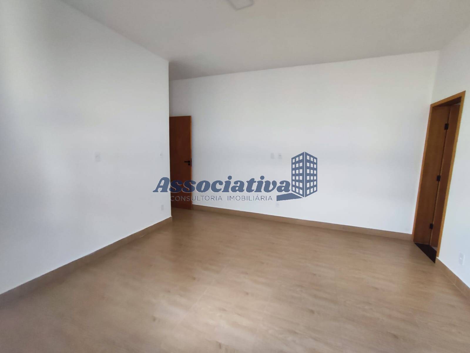 Casa à venda com 3 quartos, 96m² - Foto 19