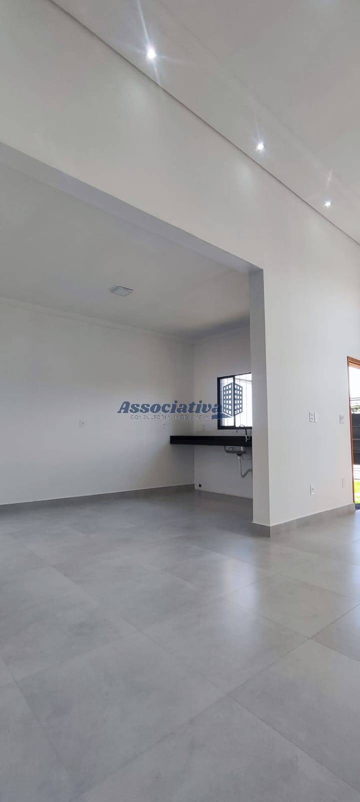 Casa à venda com 3 quartos, 96m² - Foto 9