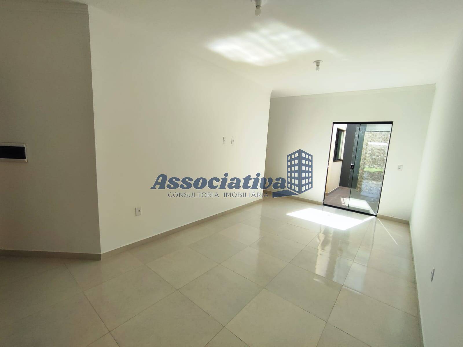 Casa à venda com 2 quartos, 74m² - Foto 18