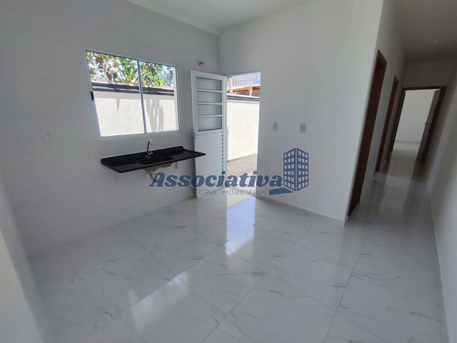 Casa à venda com 2 quartos, 59m² - Foto 14